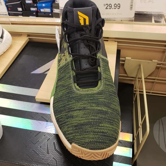 Meet your Posher, Wayne - Picture 4 of 6